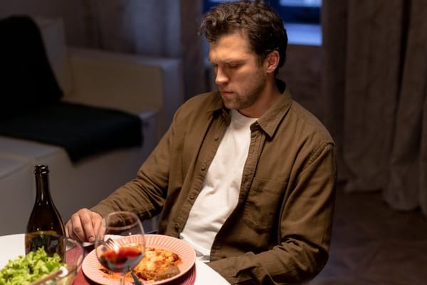 Langzamer eten: waarom twintig minuten telt