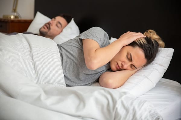 Snurken: wanneer ga je naar de huisarts?